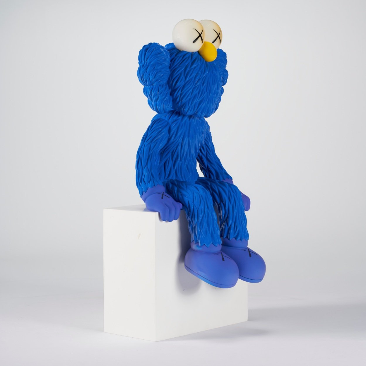 Companion open edition gray mono by kaws 2016 - Dope! Gallery Companion open edition gray mono by kaws 2016 - Dope! Gallery